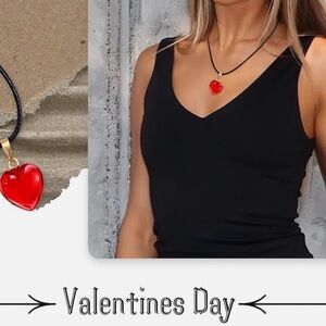 Elegant Red Heart Pendant Necklace